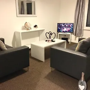 Apartment Central Spacious 2 Bedroom By Union Square Free Parking, Aberdeen
